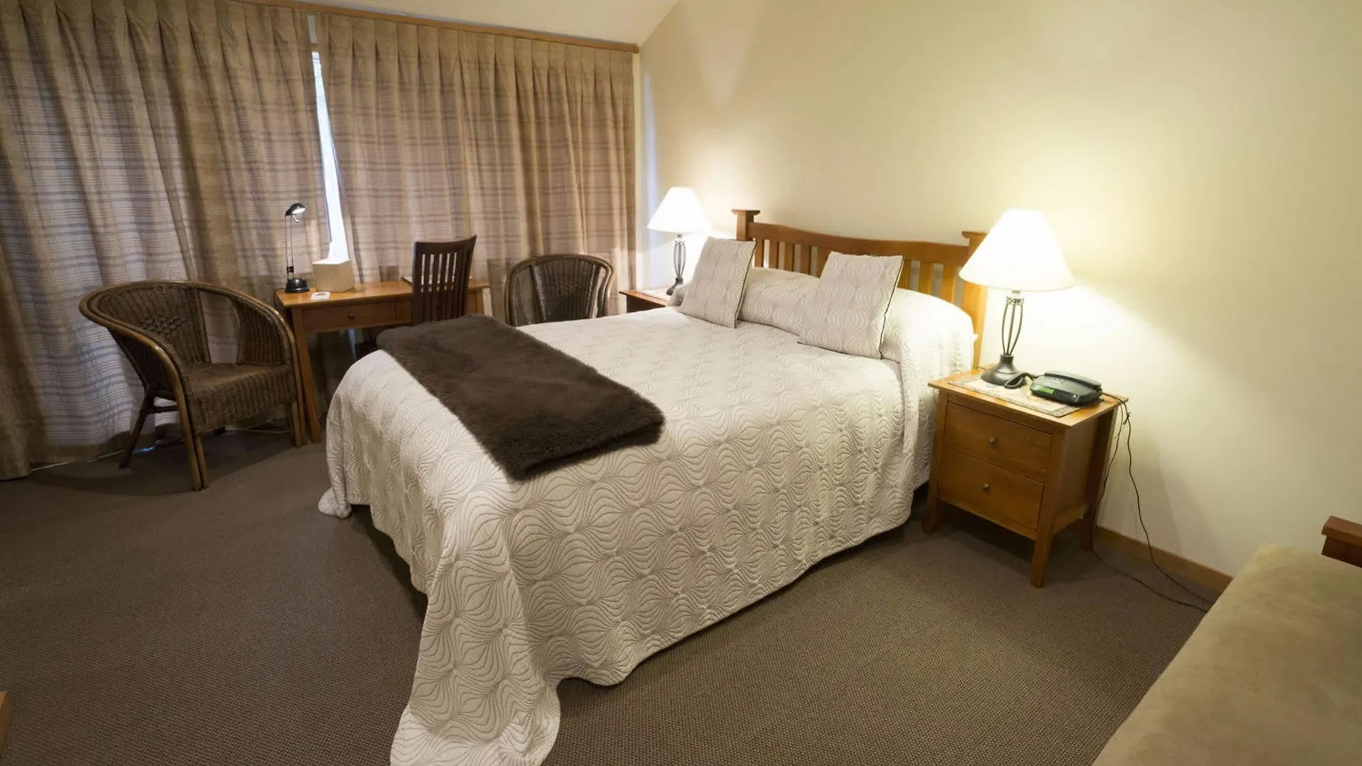 The Classic Villa Christchurch Hotel